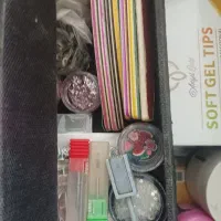 وسیله کاشت ناخن