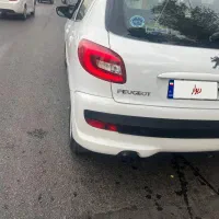 207پاناصندلی چرم ارتقا|خودرو سواری و وانت|اصفهان, باغ دریاچه|دیوار