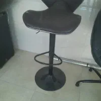 صندلی ها جفتشون سالمن هیچ مشکلی ندارن|صندلی و نیمکت|تهران, خاوران|دیوار