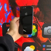 اپل ۸ پلاس مشکی ، ۶۴ گیگ ، فروش در مغازه