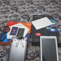 تبلت و گوش ی
