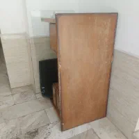 میز چوبی با شیشه|میز تحریر و کامپیوتر|قم, سراجه (۱۵ خرداد)|دیوار