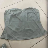 لباس تمام سنگ|لباس|آستانه اشرفیه, |دیوار