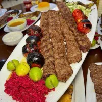 استخدام 9نفر کارگرساده باخوابگاه و غذا در رستوران