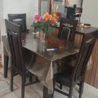 جاکفشی و میزغذاخوری