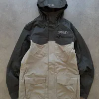 کاپشن اوکلی