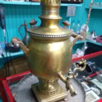 سماور روسی و چراغ یخچال نفتی افتابه لگن زنگوله