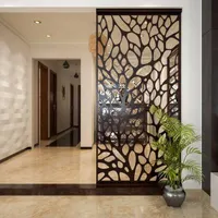 خدمتکار منزل