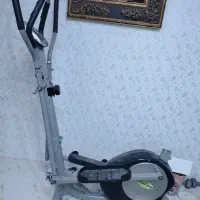 دوچرخه ثابت ورزشی و تردمیل