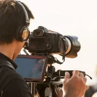 ساخت تیزر کلیپ تبلیغاتی / تدوین فیلمبرداری عکاسی