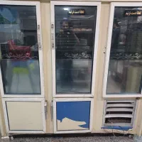 ۱عدد یخچال  برای کبابی در حد بفروش میرسد