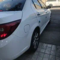 دنا پلاس اتومات ۴۰۲|خودرو سواری و وانت|یزد, |دیوار