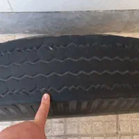 یک جفت لاستیک بارز ۸.۲۵ خاوری ۵۰ درصد عاج دارد
