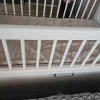 تخت گهواره ای کشودار|تخت و صندلی بچه|کرج, کمال‌شهر|دیوار