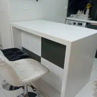 اپن،کانتر آشپزخانه با دوصندلی کانتر جک دار|میز و صندلی غذاخوری|کرج, دهقان ویلا|دیوار