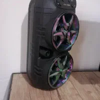 اسپیکر رقص نور|پخش‌کننده همراه|کرج, باغستان|دیوار