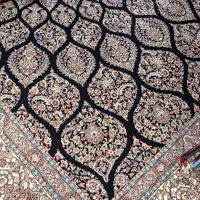 ۲ تخته فرش (۹ متری . هفتصد شانه) میشه گفت نو .|فرش|قروه, |دیوار