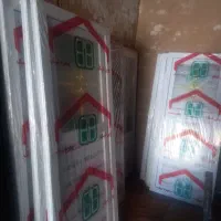 در وپنجره پی وی سی ودرب چوبی پیش ساخته