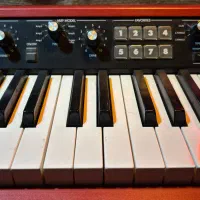 پیانو الکتریک korg
