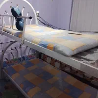 تخت دوطبقه فلزی