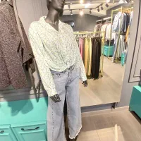 2عدد مانکن زنانه فایلر گلاس