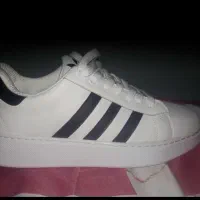 کفش آدیداس سایز ۴۱  با تخفیف