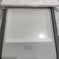 پرژکتور 200w|لامپ و چراغ|گلستان (تهران), |دیوار