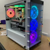 خرید‌و فروش  انواع کیس و کامپیوتر و لپتاپ