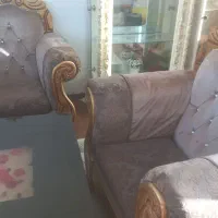 مبل ۴ نفره و میز جلومبلی