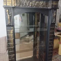 بوفه و زیر تلویزیون