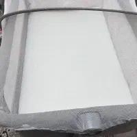 تخت کنارمادر فیکشن