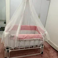 گهواره برقی در حد|تخت و صندلی بچه|جم, |دیوار