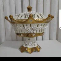 گلبرجسته در دار نونونو پر طلاکوب