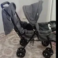 کالسکه دو قلو