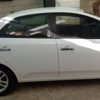 سراتو سایپا سفید ۲۰۰۰ سی سی مدل ۹۵ بیرنگ