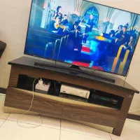 میز تلویزیون شرکتی