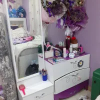 اینه قدی با قالی نو