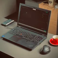 لپ تاپ thinkpad P15 نسل 11 مشابه اکبند سایکل زیر50