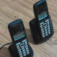 تلفن دو گوشی هلندی اصل سوغاتی آوردن برام|تلفن رومیزی|شاهینشهر, حافظ جنوبی|دیوار