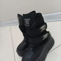 کاپشن و بوت کاپشنی