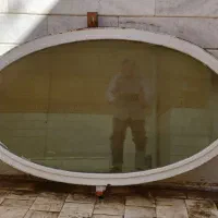 پنجره شیشه ای