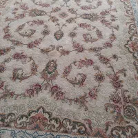 فرش ۱۲ متری خیلی تمیز