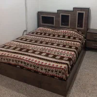 تخت دونفره ب همراه دراور و پاتختی ست