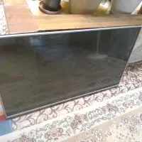 ال ای دی الجی 49 اینچ پنل شکسته