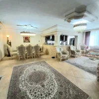 ویژه/۱۴۰ متر ویلایی طبقه بالا سالن بزرگ/فول دیزاین