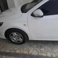 تارا کم کار سالم شش دنده
