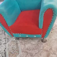 مبل تک نفر پچگانه