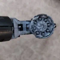 تفنگ اسباب بازی|اسباب‌بازی بچه|رباط‌کریم, رباط‌کریم|دیوار