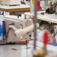 نیازمند دوزنده