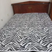 تخت خواب ۲نفره همراه با تشک